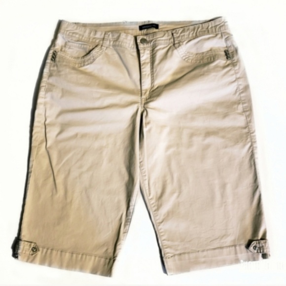 Bandolino Pants - Bandolino  Bermuda Khaki Shorts Size 16